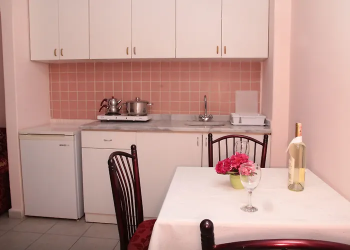 Bella Rose Hotel, 3*