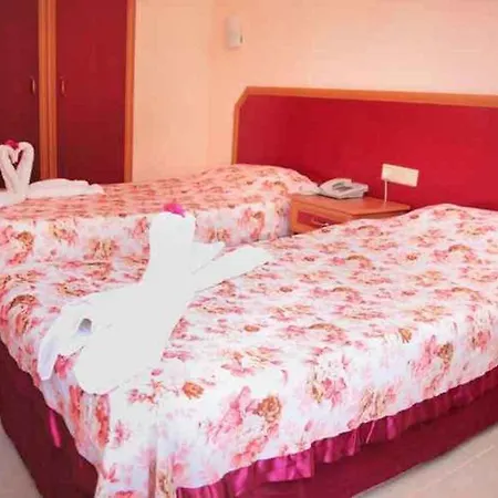 Bella Rose Hotel, 3*